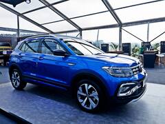 Volkswagen Taigun : नवीन बदलांसह Volkswagen First Anniversary Edition Taigun कार भारतात लॉन्च; पाहा फोटो