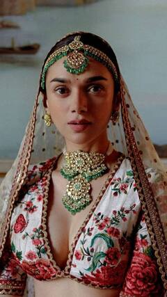 HBD Aditi Rao : அழகிய நாயகி அதிதி ராவ் நடித்து அசத்திய திரைப்படங்களின் பட்டியல்..!