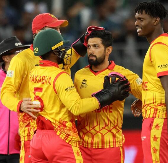 Zim vs Pak | Ricky Ponting : Sikandar Raza ను ప్రశంసల్లో ముంచెత్తిన పాంటింగ్ | DNN | ABP Desam