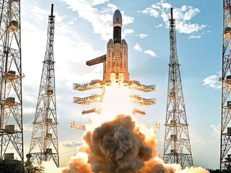 india's first human space mission gaganyaan mission scheduled next year february month Gaganyaan Mission : ககன்யான் மிஷன் சோதனை அடுத்த ஆண்டு தொடக்கமா? இஸ்ரோவின் அதிரடி அறிவிப்பு..