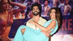 তালে-ছন্দে 'ভেড়িয়া'-র প্রথম গান জমাটি, প্রচারে এসে কৃতিকে কোলে তুলে নিলেন বরুণ