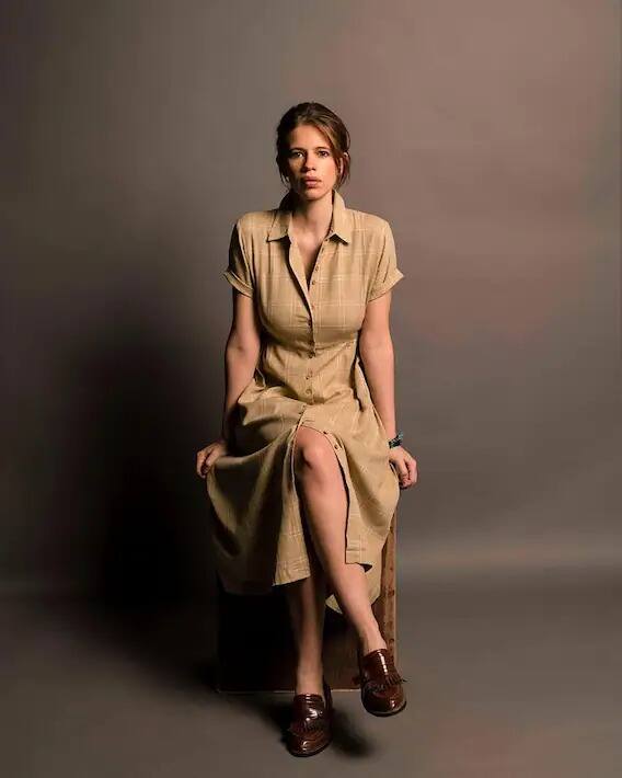 ਕਲਕੀ ਦੇ ਅਨੁਸਾਰ, ਉਹ ਭਾਰਤ ਅਤੇ ਬਾਲੀਵੁੱਡ ਵਿੱਚ ਆਪਣੇ ਘਰ ਵਰਗਾ ਮਹਿਸੂਸ ਕਰਦੀ ਹੈ।, ਕਿਉਂਕਿ ਅਦਾਕਾਰਾ ਦਾ ਬਚਪਨ ਭਾਰਤ `ਚ ਹੀ ਬੀਤਿਆ ਹੈ ਅਤੇ ਤਾਮਿਲਨਾਡੂ ਵਿੱਚ ਪੜ੍ਹਾਈ ਕੀਤੀ, ਜਿੱਥੇ ਉਹ ਤਾਮਿਲ, ਅੰਗਰੇਜ਼ੀ ਅਤੇ ਫ੍ਰੈਂਚ ਬੋਲਦੀ ਸੀ।