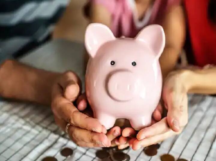 ਧਿਆਨ ਵਿੱਚ ਰੱਖੋ ਕਿ ਤੁਹਾਨੂੰ ਇਸ ਗੱਲ ਦਾ ਸਬੂਤ ਦੇਣਾ ਹੋਵੇਗਾ ਕਿ ਪੈਸੇ ਦੀ ਲੋੜ ਸਿਰਫ਼ ਬੱਚਿਆਂ ਲਈ ਹੈ। ਇਸ ਸਕੀਮ ਦੇ ਤਹਿਤ ਨਿਵੇਸ਼ ਕਰਨ ਨਾਲ ਤੁਹਾਨੂੰ ਆਮਦਨ ਕਰ ਦੀ ਧਾਰਾ 80C ਦੇ ਤਹਿਤ 1.5 ਲੱਖ ਰੁਪਏ ਦੀ ਸਾਲਾਨਾ ਛੋਟ ਮਿਲਦੀ ਹੈ।