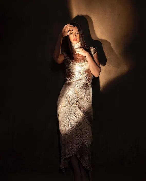 ਇੱਕ ਇੰਟਰਵਿਊ ਵਿੱਚ, ਉਸਨੇ ਦੱਸਿਆ ਕਿ ਇੱਕ ਵਾਰ ਇੱਕ ਨਿਰਦੇਸ਼ਕ ਨੇ ਉਸਨੂੰ ਕਿਹਾ ਕਿ ਉਹ ਉਸਨੂੰ ਉਹ ਰੋਲ ਦੇ ਰਿਹਾ ਹੈ ਜਿਸ ਵਿੱਚ ਉਹ ਵਧੀਆ ਪ੍ਰਦਰਸ਼ਨ ਕਰੇਗੀ। ਤੁਹਾਨੂੰ ਦੱਸ ਦੇਈਏ ਕਿ ਇਹ ਇੱਕ ਮਨੋਵਿਗਿਆਨੀ ਦਾ ਰੋਲ ਸੀ।