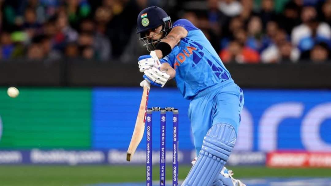 Virat Kohli denies him being GOAT, picks two worthy contenders instead Virat Kohli: তিনি নন, বরং 'GOAT' হিসাবে এই দুই তারকাকে বাছলেন বিরাট কোহলি