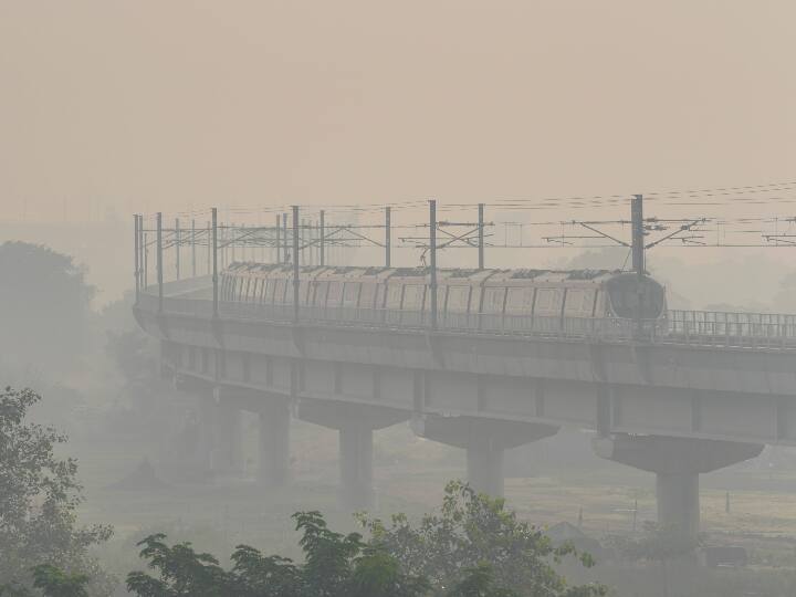 Delhi Air Quality Now Severe Most Polluted Day Of The Season So Far Delhi Air Quality: जनवरी के बाद सबसे खराब दिल्ली की हवा, सुधार के आसार नहीं, बिगड़ सकते हैं हालत