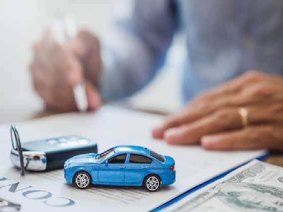 Bank Offers on Car Loan: સપ્ટેમ્બર અને ઓક્ટોબર મહિનો કાર ખરીદનારાઓ માટે ખૂબ જ શુભ રહ્યા છે. સપ્ટેમ્બર મહિનામાં નવરાત્રીના તહેવારો અને ઓક્ટોબર મહિનામાં દશેરા, ધનતેરસ, દિવાળી અને ભાઈ દૂજની ઉજવણી કરવામાં આવે છે. આવી સ્થિતિમાં શુભ મુહૂર્ત હોવાના કારણે આ બે મહિનામાં કારની ખરીદી માટે જોરશોરથી કાર ખરીદી હતી.