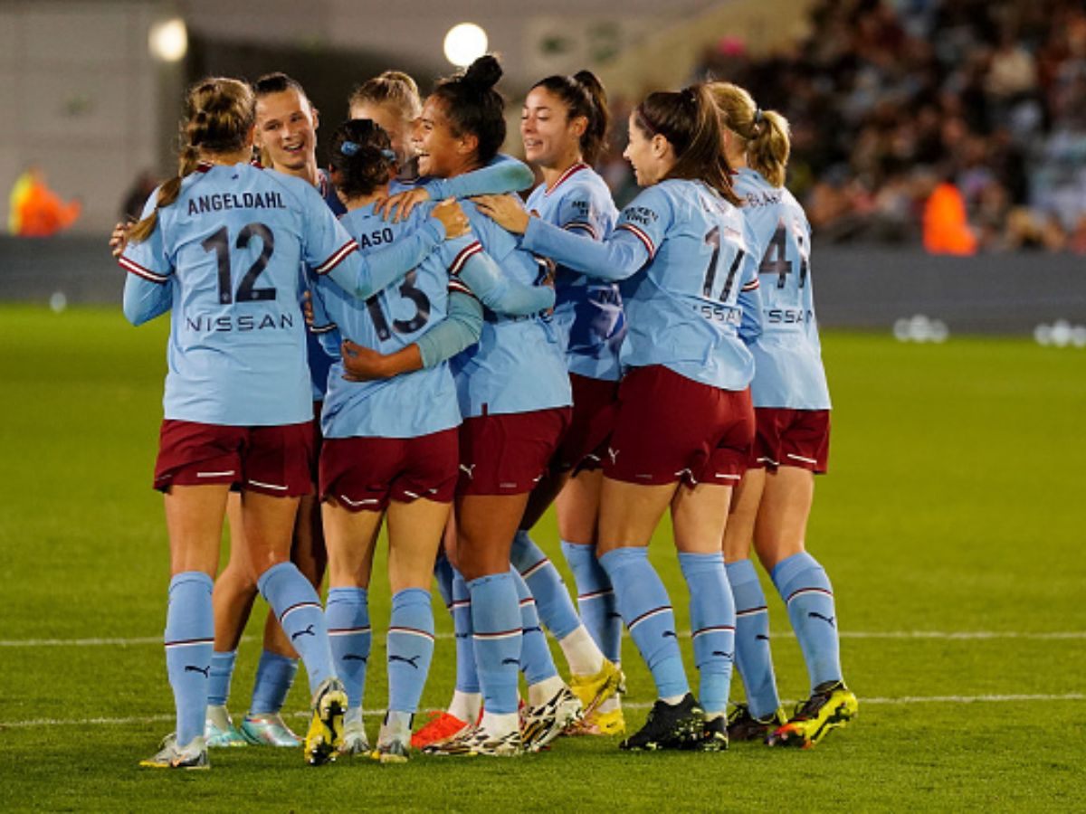 West Brom Women switch from white to navy shorts due to period