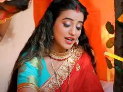 छठ घाट पर 'कोयलिया' की तरह गुनगुनाती नजर आईं अक्षरा सिंह, सुनिए लेटेस्ट छठ गीत