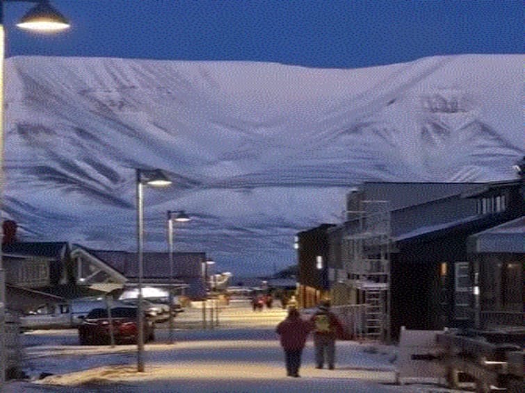 Freezing Temperatures And 4 Months Of Darkness Is What It Takes To Live Near North Pole - Watch Viral Video Freezing Temperatures And 4 Months Of Darkness Is What It Takes To Live Near North Pole - Watch Viral Video