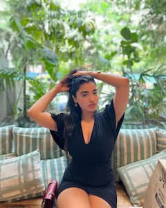 kethika Sharma: అందాలు ఆరబోస్తున్న కేతికా శర్మ