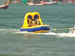 PHOTO : राज्यभरातील पर्यटनस्थळे हाऊसफुल्ल!  विविध ठिकाणी पर्यटकांनी गर्दी