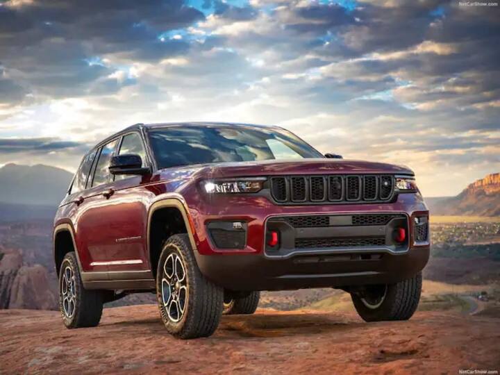 New jeep grand Cherokee 2022 to launch next month in india Jeep Grand Cherokee: సరికొత్త జీప్ గ్రాండ్ చెరోకీ SUV రిలీజ్ డేట్ ఫిక్స్, ఫీచర్స్ పై మీరూ ఓ లుక్కేయండి!