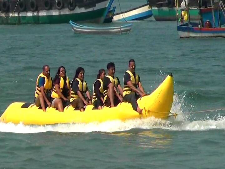 सलगच्या सुट्या असल्या तरीदेखील तीन दिवसांचं बुकिंग फुल आहे.