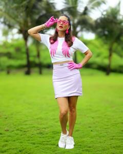 Sunny Leone: సన్నీలియోన్ ట్రెండీ లుక్ అదిరింది!