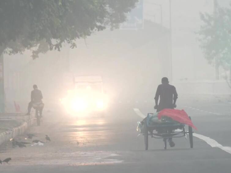 NCR's Air Quality In 'Very Poor' Category For Sixth Consecutive Day. Delhi's AQI At 309, Noida At 392 NCR's Air Quality In 'Very Poor' Category For Sixth Consecutive Day. Delhi's AQI At 309, Noida At 392