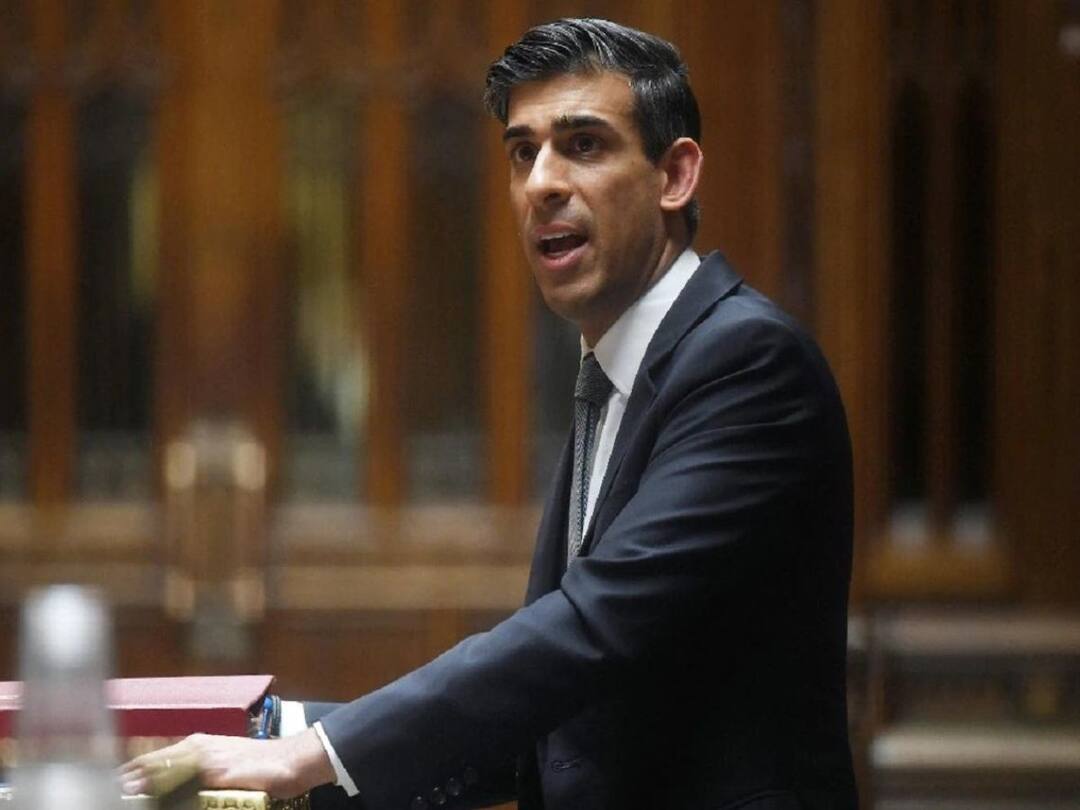 UK PM Rishi Sunak trying to bring Britain back on track, preparing to freeze foreign aid for two years UK PM Rishi Sunak: ఆ బడ్జెట్‌ను ఫ్రీజ్ చేయనున్న బ్రిటన్, కఠిన నిర్ణయాలు తప్పవన్న సునాక్