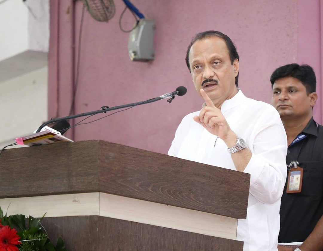 maharashtra News Aurangabad News Ajit Pawar criticizes Abdul Sattar who made a controversial statement about Supriya Sule 'विनाशकाले विपरीत बुद्धी'! सुप्रिया सुळेंबद्दल गलिच्छ विधान करणाऱ्या सत्तारांना अजित पवारांनी सुनावलं