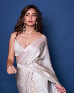 Birthday Special: जाणून घ्या वाढदिवसानिमित्त क्रिती खरबंदाबद्दलच्या खास गोष्टी!