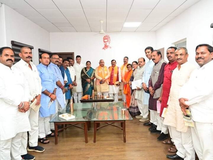 MP Politics Shivprakash BJP core committee meeting is preparing for next assembly election ANN MP Politics: 2023 विधानसभा चुनाव की तैयारी में जुटी बीजेपी, 5 जिलों की कोर कमेटी बैठक में हुआ मंथन