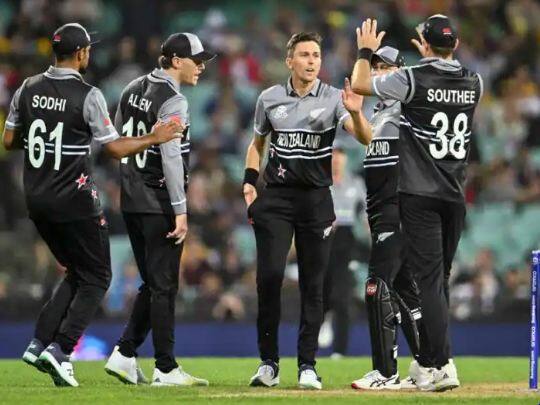 nz vs sl trent boult wreaked havoc with deadly bowling sri lanka lost 4 wickets for just eight runs NZ vs SL: ਟ੍ਰੇਂਟ ਬੋਲਟ ਦੀ ਘਾਤਕ ਗੇਂਦਬਾਜ਼ੀ ਨਾਲ ਮਚੀ ਤਬਾਹੀ, ਸ਼੍ਰੀਲੰਕਾ ਨੇ ਸਿਰਫ਼ 8 ਦੌੜਾਂ 'ਤੇ ਡਿੱਗ ਗਈਆਂ 4 ਵਿਕਟਾਂ