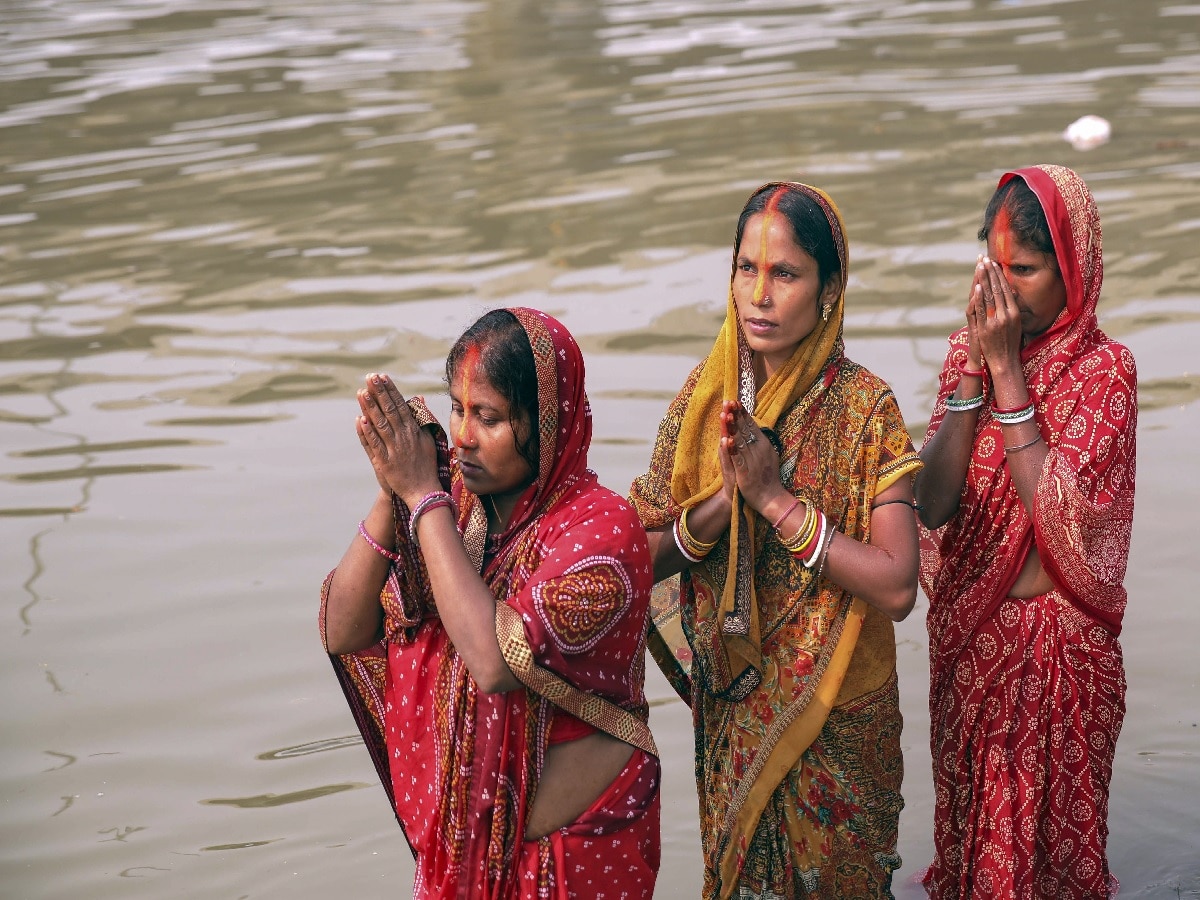 Chhath Puja 2022: છઠ પૂજામાં કેમ આપવામાં આવે છે સૂર્યને અર્ધ્ય ? જાણો પૌરાણિક મહત્વ