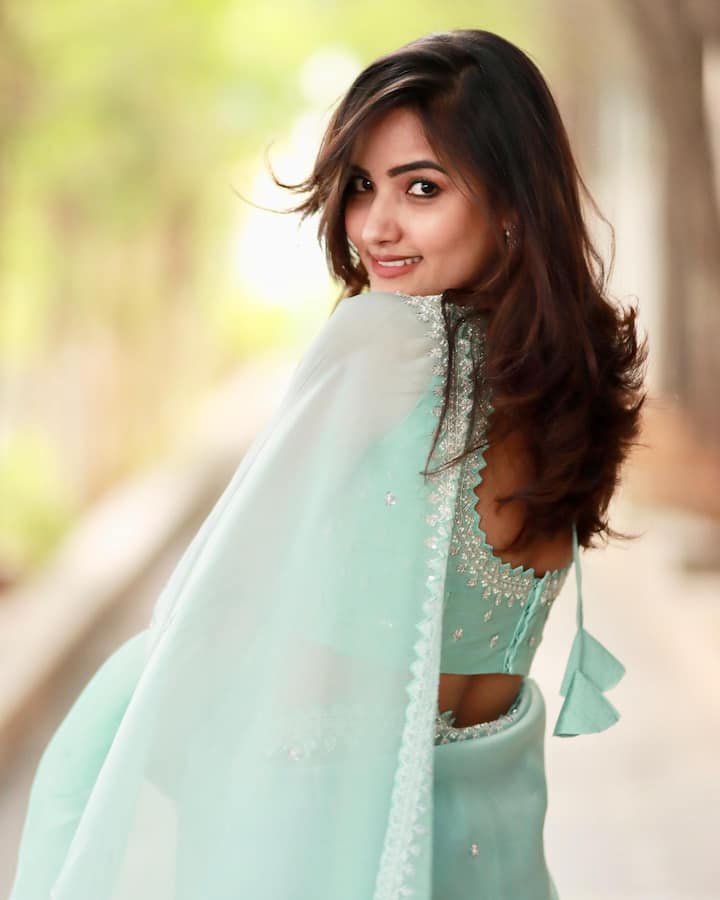 బిగ్ బాస్ హౌస్ లో అందరూ చక్కటి ఆటతీరుతో గుర్తింపు పొందితే, సిరి వ్యవహారం తీవ్ర విమర్శలకు దారి తీసింది. Photo Credit: Siri Hanumanthu/Instagram
