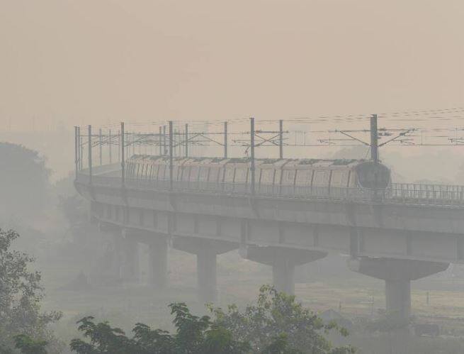 delhi air quality now severe most polluted day of the season so far Delhi Air Quality: ਜਨਵਰੀ ਤੋਂ ਬਾਅਦ ਦਿੱਲੀ ਦੀ ਹਵਾ ਸਭ ਤੋਂ ਖ਼ਰਾਬ, ਸੁਧਾਰ ਨਹੀਂ, ਵਿਗੜ ਸਕਦੇ ਨੇ ਹਲਾਤ