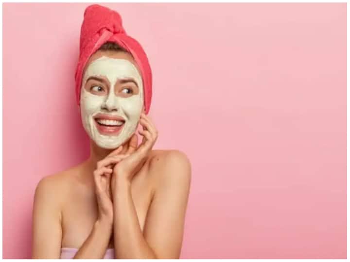 Make these face packs at home for glowing skin know simple steps to make packs at home Skin Care Tips: चेहरे पर निखार लाने के लिए घर पर ही बनाएं ये फेस पैक, फॉलो करें ये Tips