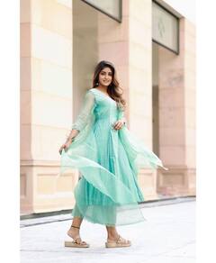 Dimple Hayathi: జర జరా బ్యూటీ చూశారా ఎంత పద్ధతిగా ఉందో