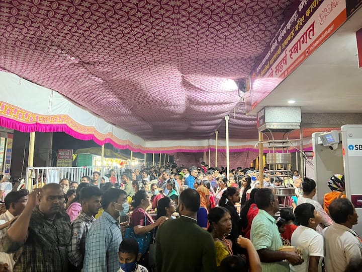 अजून दोन ते तीन दिवस गर्दी राहण्याची शक्यता आहे.