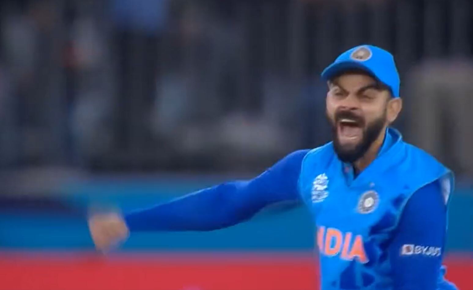 IND vs SA: અર્શદીપે વિકેટ ઝડપ્યા બાદ Virat Kohliએ આપ્યું આવું રિએક્શન, જુઓ Video