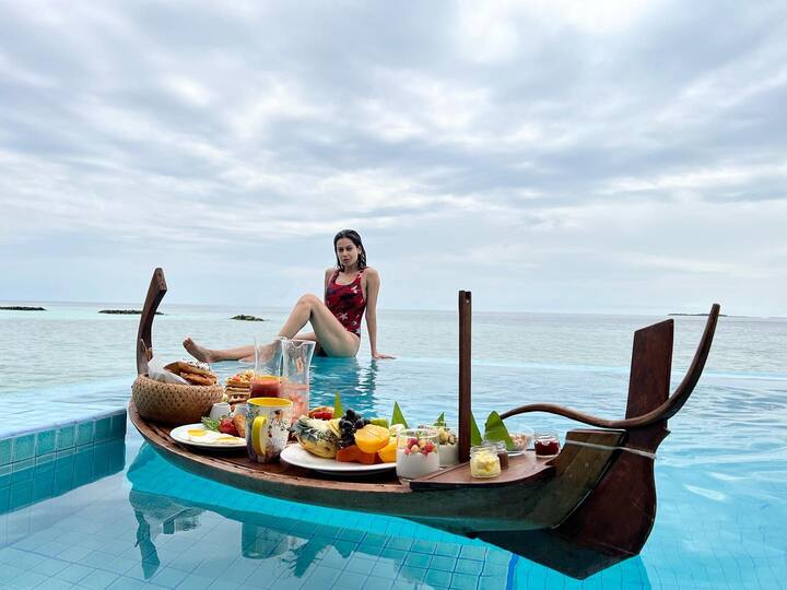 संग्राम से शादी के बाद पायल के चेहरे पर एक अलग सा निखार नजर आ रहा है, इस बात का सबूत एक्ट्रेस के चेहरे की मुस्कान है.