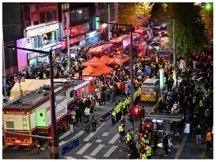 South korea seoul Halloween party 120 people killed during holidays South Korea:  હૈલોવીન પાર્ટીમાં 10 મિનિટની નાસભાગમાં 151નાં મોત, 150થી વધુ ઘાયલ, જશ્નના માહોલમાં  માતમ