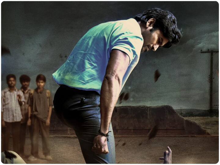 Dhanush Sir Vaathi movie Release Date No Change in Dhanush Samyuktha Menon's educational backdrop movie hit screens on Dec 2nd Dhanush Sir Release Date : రిలీజ్ డేట్ మారలేదు 'సార్' - ముందుగా చెప్పిన టైమ్‌కు ధనుష్ సినిమా
