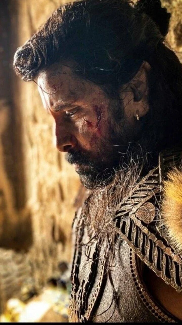 படத்தின் முதல் பாகம்  செப்டம்பர் 30ம் தேதி திரையரங்குகளில் உலக அளவில் வெளியானது