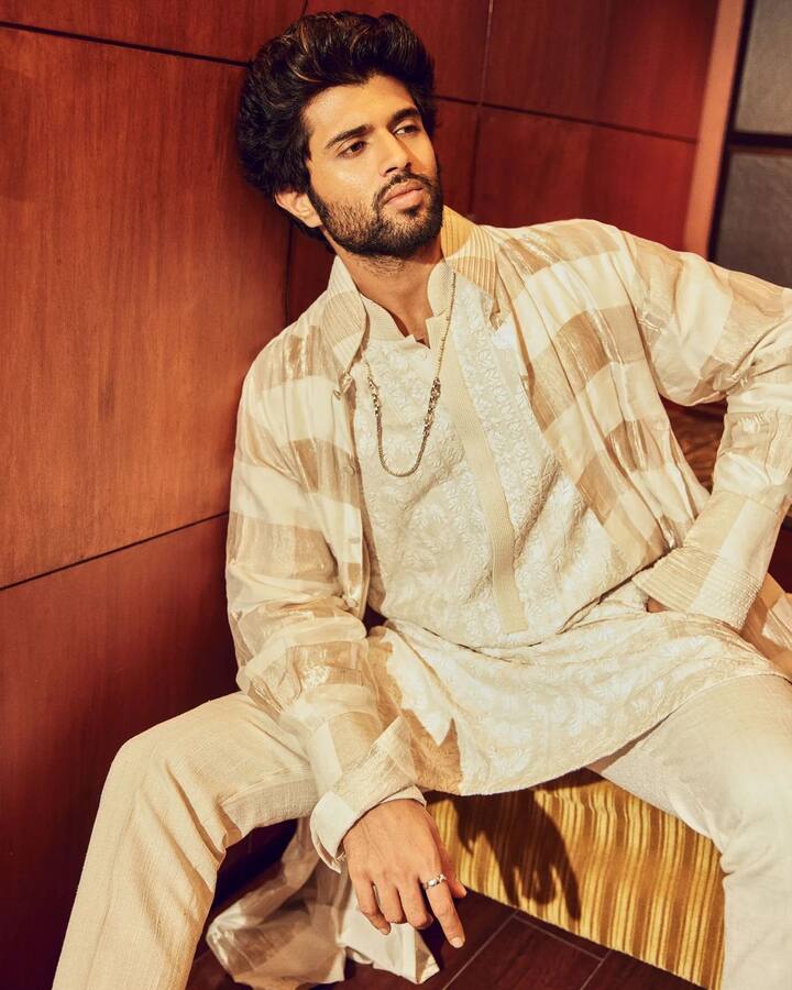 విజయ్ దేవరకొండ లేటెస్ట్ ఫొటోలు (Photo Courtesy: Vijay Devarakonda Instagram)