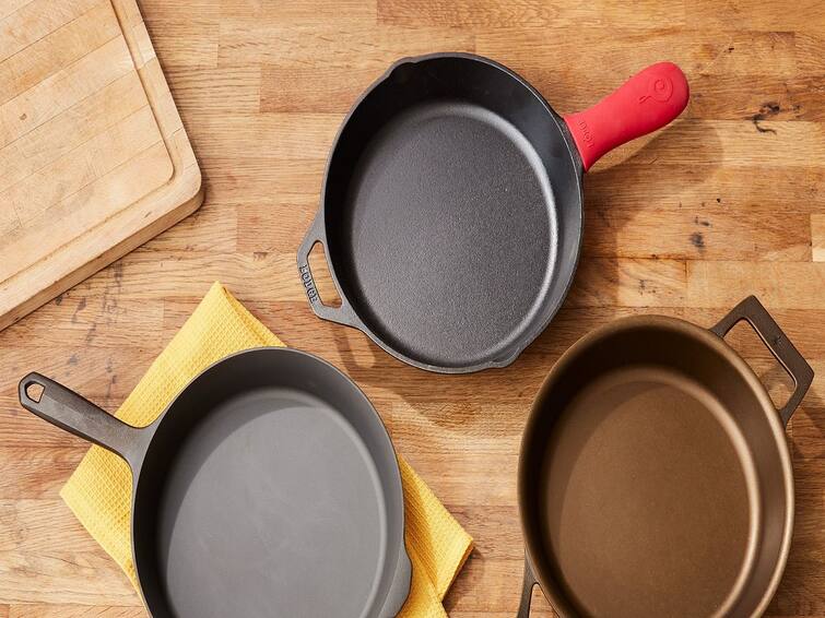 How to clean iron cookware tips to clean Tips to Clean : இரும்பு சமையல் பாத்திரங்களை கழுவ ரொம்ப கஷ்டப்படுறீங்களா? செம்ம ஈஸியா க்ளீன் பண்ணலாம்.. டிப்ஸ் இதோ..