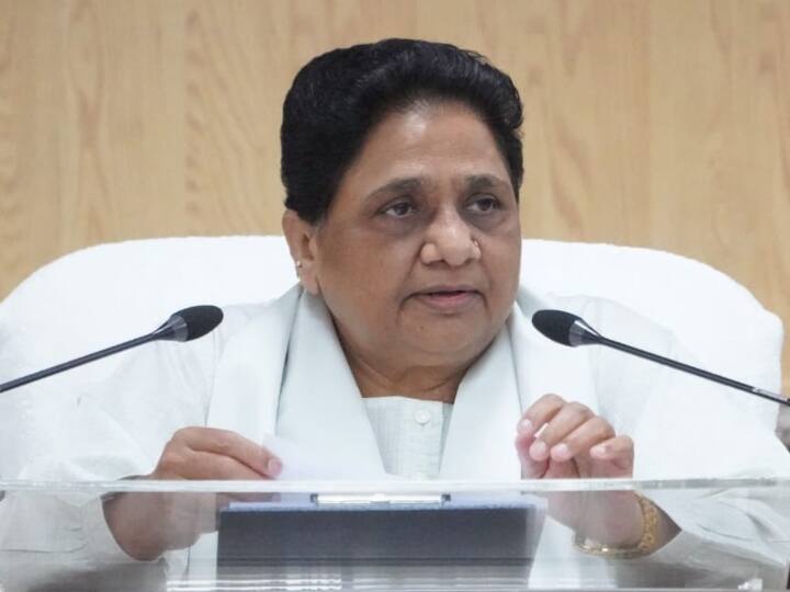 BSP Chief Mayawati target BJP Government on Uniform Civil Code before Gujarat Assembly Elections UP Politics: यूनिफॉर्म सिविल कोड पर पहली बार मायावती ने दी प्रतिक्रिया, बीजेपी का नाम लेकर किया बड़ा दावा