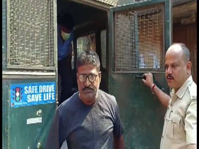Murshidabad : Three arrested from party itself for allegedly beating TMC MLA-aid Salar : সালারে বিধায়ক ঘনিষ্ঠ তৃণমূলের অঞ্চল সভাপতিকে মারধরের অভিযোগে গ্রেফতার দলেরই ৩