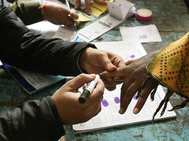 By Elections in Six States live updates maharashtra Nadheri East bihar telangana up haryana odisha Marathi News By-Elections in Six States : सहा राज्यांतील 7 विधानसभांसाठी आज पोटनिवडणूक; प्रादेशिक पक्षांसमोर भाजपची कसोटी