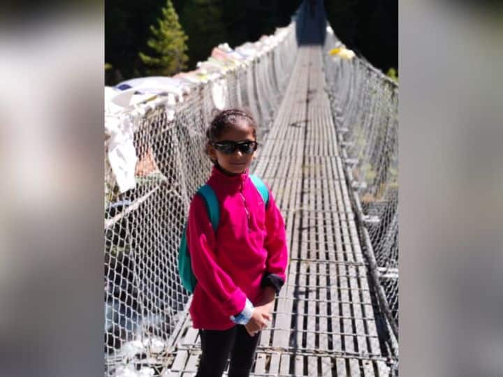 माउंट एव्हरेस्ट बेस कॅम्प पर्यंतचा हा ट्रेक मुंबई्च्या गृहिता विचारे हिने नुकताच पार केला.