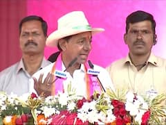 ఢిల్లీ బ్రోకర్లు చంచల్ గూడ జైల్లో ఉన్నరు, మనోళ్లు ఎడమకాలు చెప్పుతో కొట్టిన్రు - కేసీఆర్