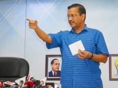 CM केजरीवाल का बीजेपी पर निशाना, कहा- ठग सुकेश चंद्रशेखर को अपना राष्ट्रीय अध्यक्ष बनाना चाहिए