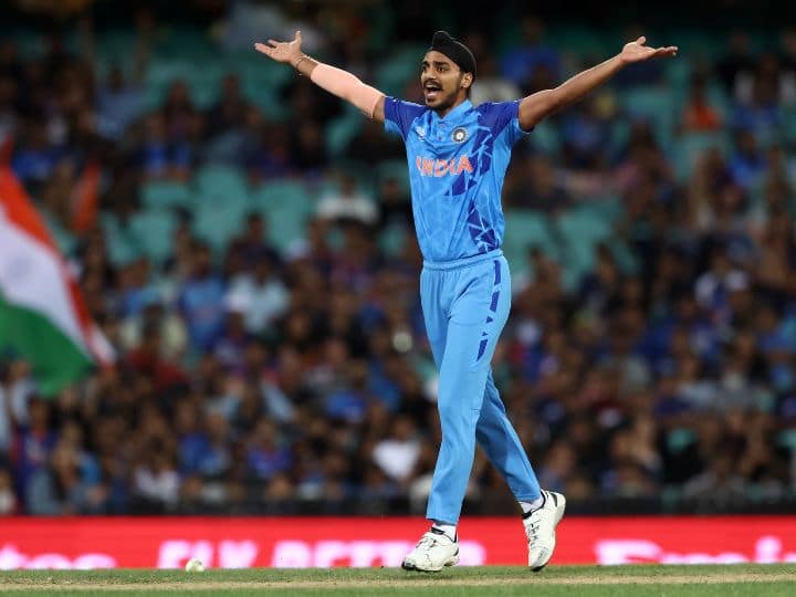 भारतीय संघानं टी20 विश्वचषक 2022 स्पर्धेची सुरुवात दमदार केली होती. पाकिस्तान, नेदरलँडला मात दिल्यावर आज मात्र दक्षिण आफ्रिकेविरुद्ध भारताला पराभव पत्करावा लागला.