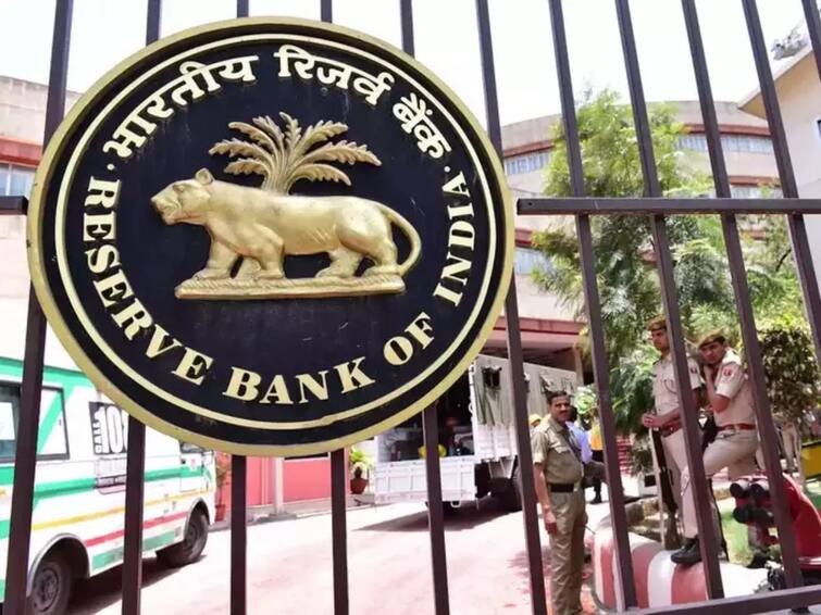 RBI can argue its case on inflation control say experts  Inflation : महागाई का कमी होत नाही? पुढच्या आठवड्यात आरबीआयकडून उत्तर मिळणार? 