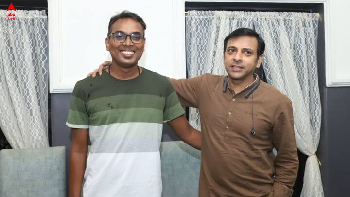 ছাপোষা এক সদ্য যৌবন উত্তীর্ণ ব্যক্তি হঠাৎ করেই একটি টাকা ভর্তি ব্যাগ খুঁজে পায়।  যে টাকার জন্য তার প্রতিদিনের লড়াই, চূড়ান্ত দারিদ্র্যের সঙ্গে লড়াই করে এগিয়ে চলা, হঠাৎ সেই টাকা হাতে এলে তার জীবনে ঘটতে থাকে অপ্রত্যাশিত সব ঘটনা