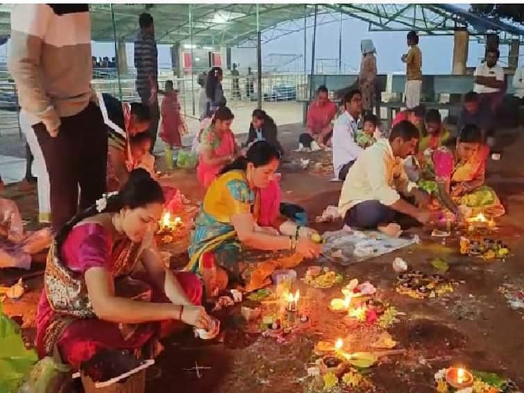 Karthika Masam 2022 Devotees throng Siva temples In Andhra Pradesh