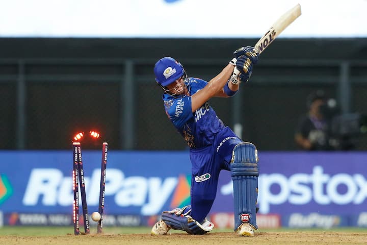 Mumbai Indians star Dewald Brevis, referred as 'Baby AB', on Monday, impressed everyone with his incredible batting during CSA T20 challenge match between Titans and Knights at the Senwes Park.