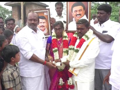 Karur: Marriage arrangement for fire victim in Karur district TNN கரூர்: தீ விபத்தில் பாதிக்கப்பட்ட பெண்ணுக்கு திருமணம் செய்து வைத்த முன்னாள் எம்எல்ஏ